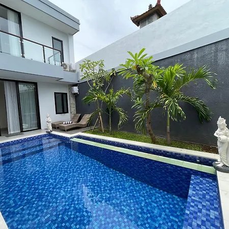 Day Dream Villa Sanur